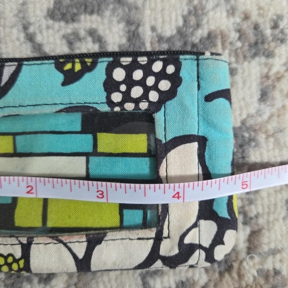 Vera Bradley Coin Purse Key Ring Island Bloom Print - Picture 4 of 5